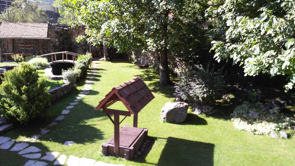 Гостевой дом Villa Jrvezh Дилижан Экстерьер фото